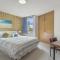 7 Flynns Beach Apartments