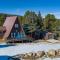 Rustic Mountain Getaway~Golf~Skiing~Hiking