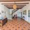 Historic house 5 minutes walk from the beach
