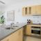 Breakwater Marina Apartment with Pool & Parking in Townsville Breakwater Marina Apartment with Pool & Parking in Townsville