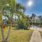 Dockside Punta Gorda Anglers Retreat on Canal!