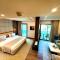 King Suites Hotel