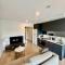 Central CBD - parking - sleeps 4