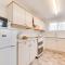 3 Bed in Torquay oc-h28551