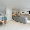 3 Bed in Padstow oc-p00397