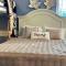 Beautiful traditional home*Modern updates*Guest suite B