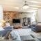 3 Bed in Helford oc-hccott