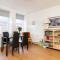 Edinburgh Central 2-Bedroom Old Town Apartment on Royal Mile