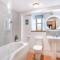 4 Bed in Roughton oc-1618