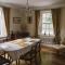 Wayside , 3 bed , 2 bath charming house close to Lincoln