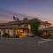 Rogue Regency Inn Medford Airport