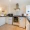 2 Bed in Padstow oc-p00254