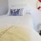 Chamomile Cottage 2