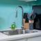 J & B Studio Apartment