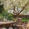 2 Bed in Holt oc-jp6352
