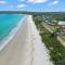 Collingwood - 4BR modern beachfront holiday home