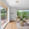 Collingwood - 4BR modern beachfront holiday home