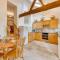 3 Bed in Hartfield oc-tw653
