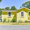Bright Cottage Close to Bayside Beaches