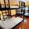 Twin Palms Hostel Phi Phi