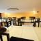 Twin Palms Hostel Phi Phi