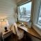 Beautiful tranquil centrally located condo