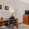 Comfort Inn & Suites Red Oak - Dallas Area