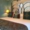 Lakehouse Bed and Breakfast