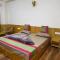 Parashar lake Fogg hill Resort