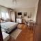 Cozy Trg