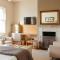 The Woodbridge Waterfront Rooms