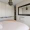 Escape to Serenity in Beechmont Luxurious Cabin Retreat