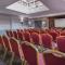 Treacys Oakwood Hotel, Shannon