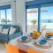 Apartamentos Varadero on the beach