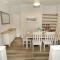 4 Bed in Mumbles oc-hh1209
