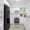 Aquamarine - modern & bright Huskisson townhouse