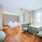 Crystls Aparthotel Crystls Aparthotel