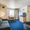 Motel 6-Red Deer, AB