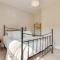 2 Bed in Eye oc-4lamb