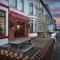 Royal Oakwell Hotel