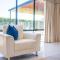 Luxury Villa W Pool & Spa 5 BEDROOMS