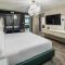 DoubleTree by Hilton Laredo