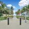 Full Beach Chalet One block from the Beach