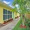 Full Beach Chalet One block from the Beach