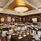 Ramada Plaza by Wyndham JHV Varanasi - Váránasí