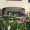 Le Maree Apartments