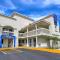 Motel 6-Carlsbad, CA Beach - Carlsbad