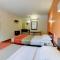 Days Inn by Wyndham Kansas City Northeast