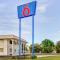 Motel 6 Waco - Lacy Lakeview