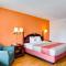 Motel 6-White House, TN - وايت هاوس